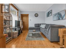 12 OXFORD STREET E - 8