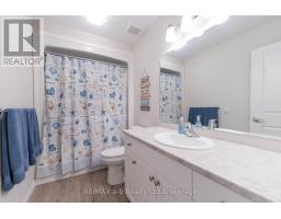 19 HUNTLEY AVENUE - 23