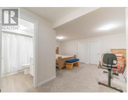 19 HUNTLEY AVENUE - 25