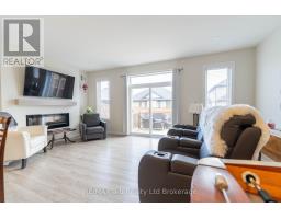 19 HUNTLEY AVENUE - 7