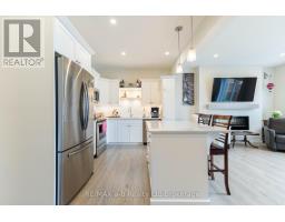 19 HUNTLEY AVENUE - 8