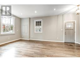 137 WONHAM STREET S - 10