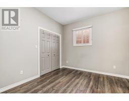 137 WONHAM STREET S - 12