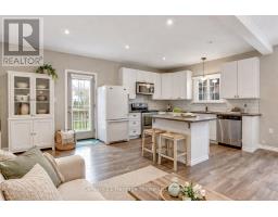 137 WONHAM STREET S - 4