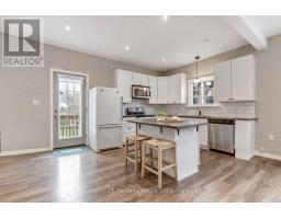 137 WONHAM STREET S - 5