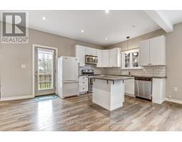 137 WONHAM STREET S - 8