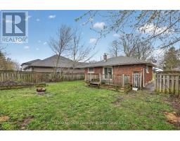 21 CRONYN STREET - 16