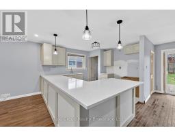 21 CRONYN STREET - 4