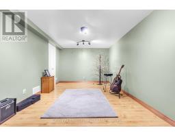 15 GIBSON DRIVE - 30