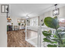 22 LORRAINE AVENUE - 13