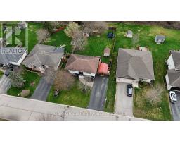 22 LORRAINE AVENUE - 44