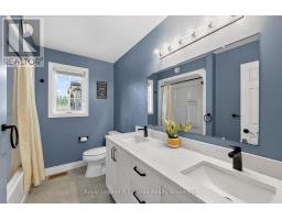 917 NORFOLK COUNTY ROAD 19 ROAD - 17