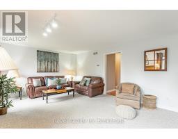 152 NORTH TOWN LINE E - 14