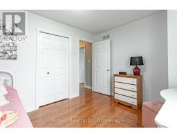 152 NORTH TOWN LINE E - 27