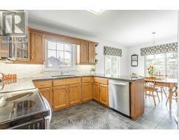 152 NORTH TOWN LINE E - 8