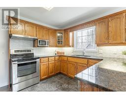 152 NORTH TOWN LINE E - 9