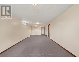 40 HILLMER ROAD - 32