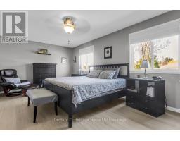 93 GLENDALE DRIVE - 14