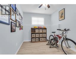 93 GLENDALE DRIVE - 18