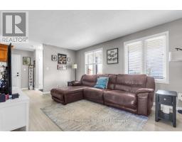 93 GLENDALE DRIVE - 4