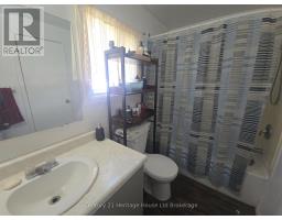 25 - 481 SPRINGBANK AVENUE N - 10