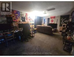 25 - 481 SPRINGBANK AVENUE N - 11