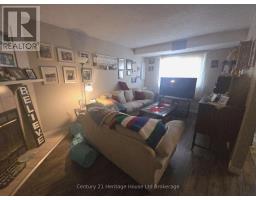 25 - 481 SPRINGBANK AVENUE N - 5