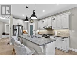 150 DENRICH AVENUE - 4