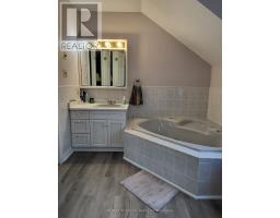 9088 CULLODEN ROAD - 17