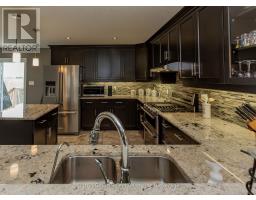 86 WALKER ROAD - 14