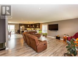 86 WALKER ROAD - 9