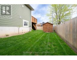 136 MAPLE LANE - 10