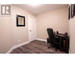 136 MAPLE LANE - 18