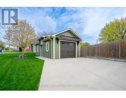 136 MAPLE LANE - 3