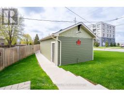 136 MAPLE LANE - 4