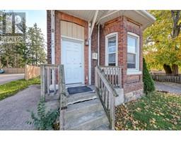 742 DUNDAS Street - 3