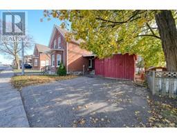 742 DUNDAS Street - 4