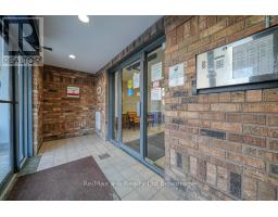 809 - 986 HURON STREET - 30