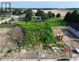 8 CORNWELL CRESCENT - 1