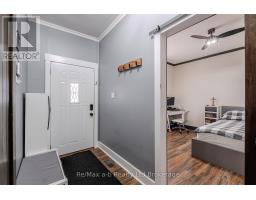 42 LAWRENCE STREET - 12