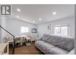 42 LAWRENCE STREET - 31
