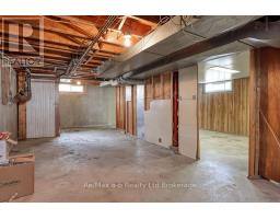 63 CATHCART STREET - 21