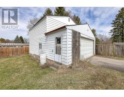 63 CATHCART STREET - 40