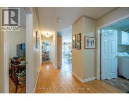 18 JONES CRESCENT - 11