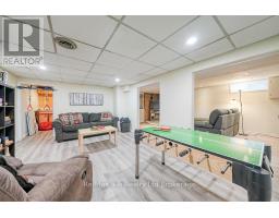 113 LYNDALE CRESCENT - 34