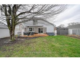 113 LYNDALE CRESCENT - 37