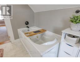 136 BIDWELL STREET - 26