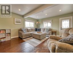 136 BIDWELL STREET - 5