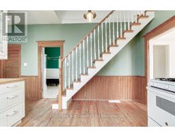 1026 TRAFALGAR STREET - 11