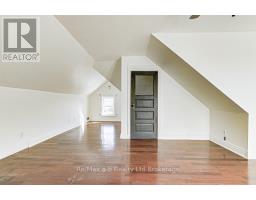 1026 TRAFALGAR STREET - 18